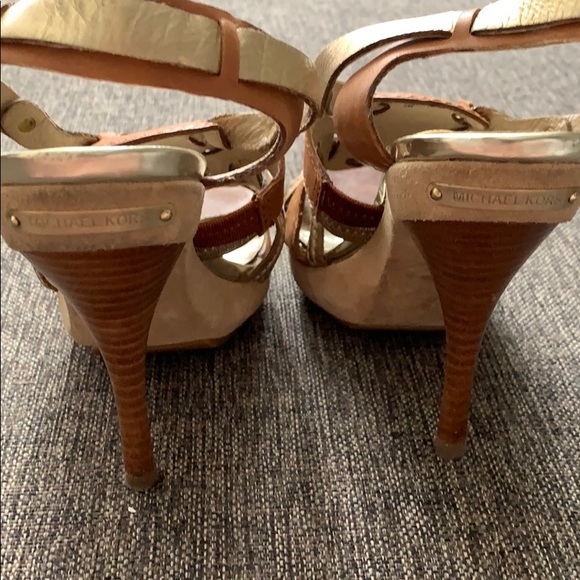 🟢 Michael Kors tan Gold Sandals Heels - Picture 6 of 8